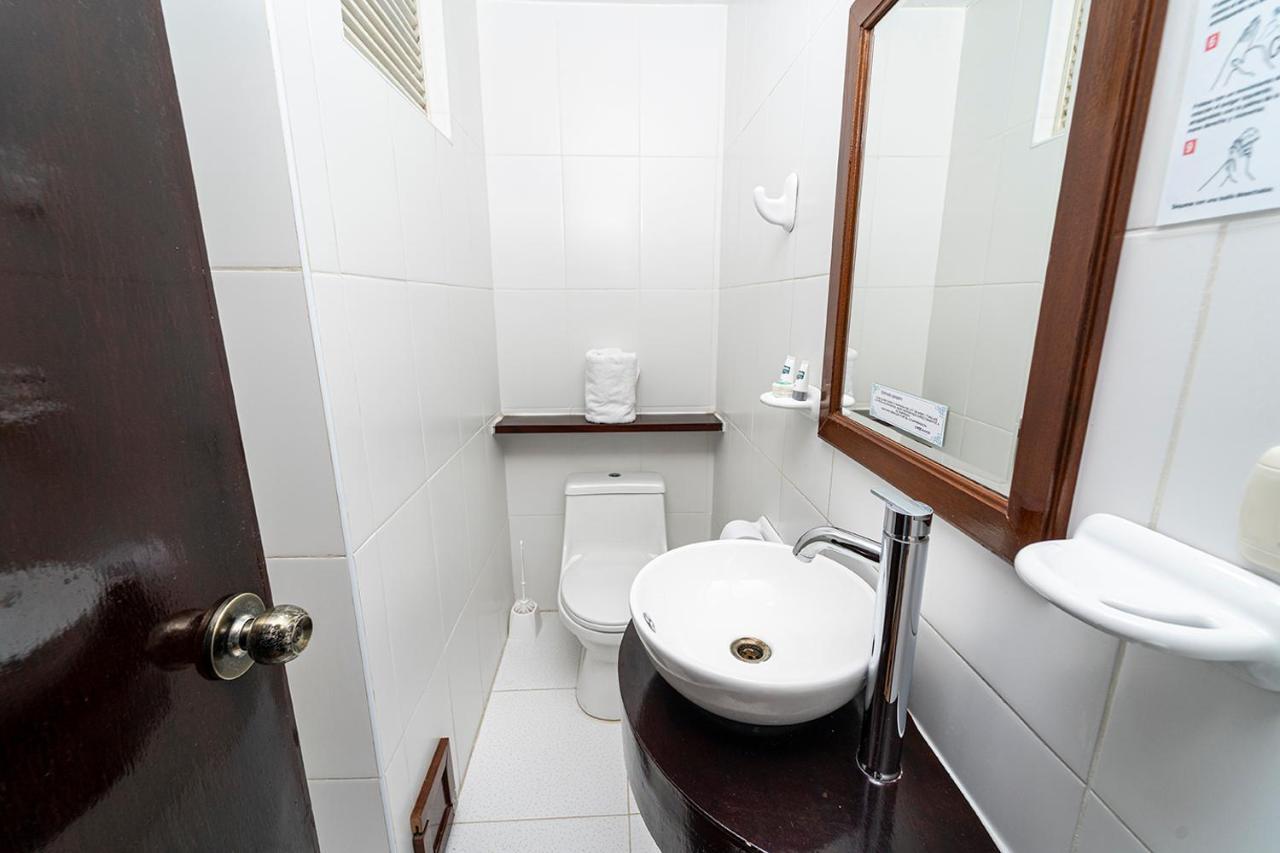 Ayenda El Puente Hotel อาเรกิปา ภายนอก รูปภาพ